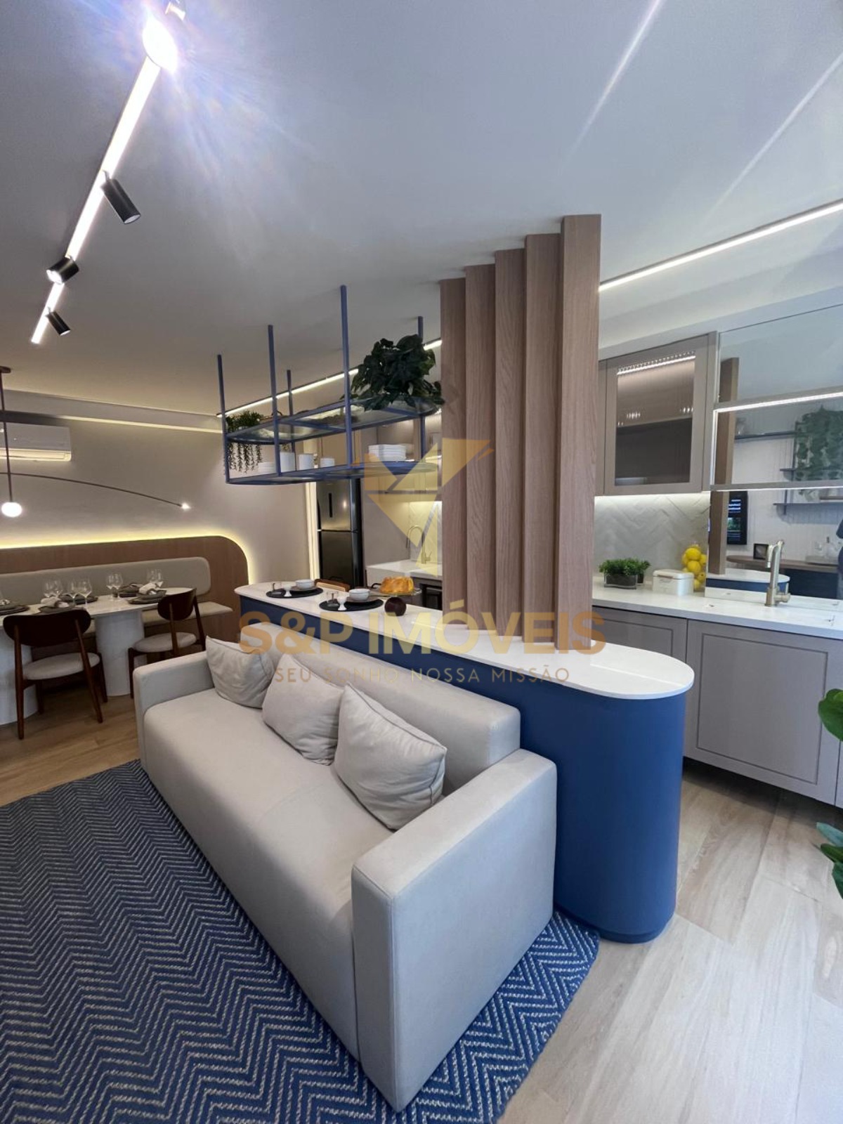 Apartamento à venda com 2 quartos, 45m² - Foto 2